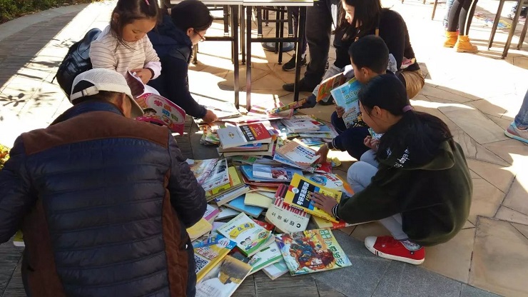 图书赶街天-3
